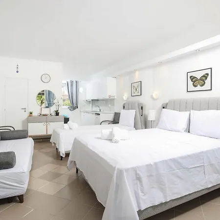 Billy's Luxury In מלון קריופיגי