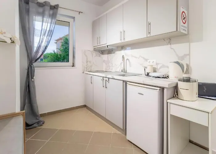 Hotel Billy's Luxury In Kriopigi