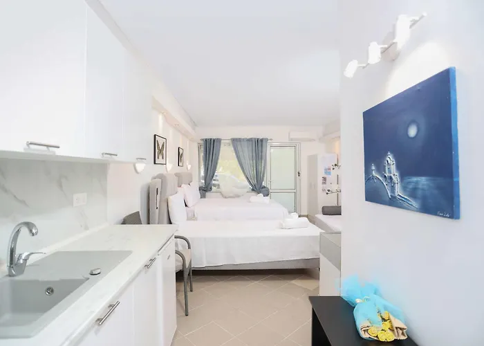 Otel Billy's Luxury In Kriopigi